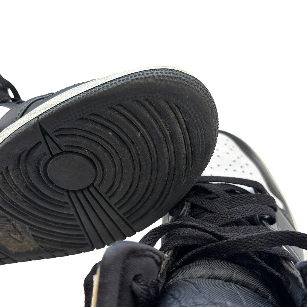 Jordan 1 Mid Black‎ University Gold 2021 554724-177 Size 9.5